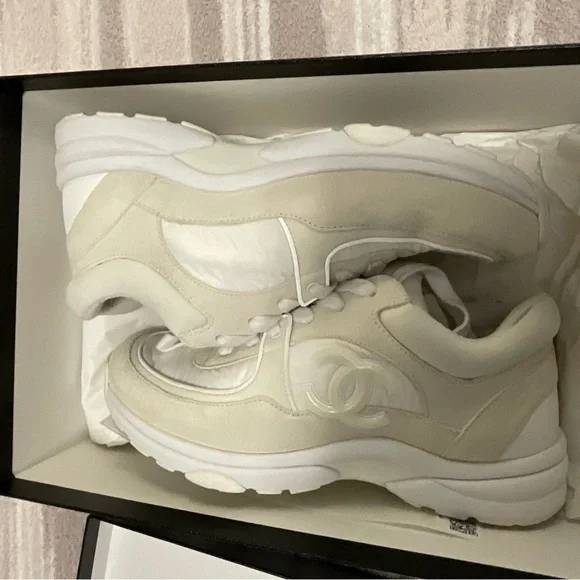 Chanel CC Off White Fabric Sneaker 38.5 - Picture 12 of 13